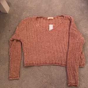 L.A. hears sweater from pacsun